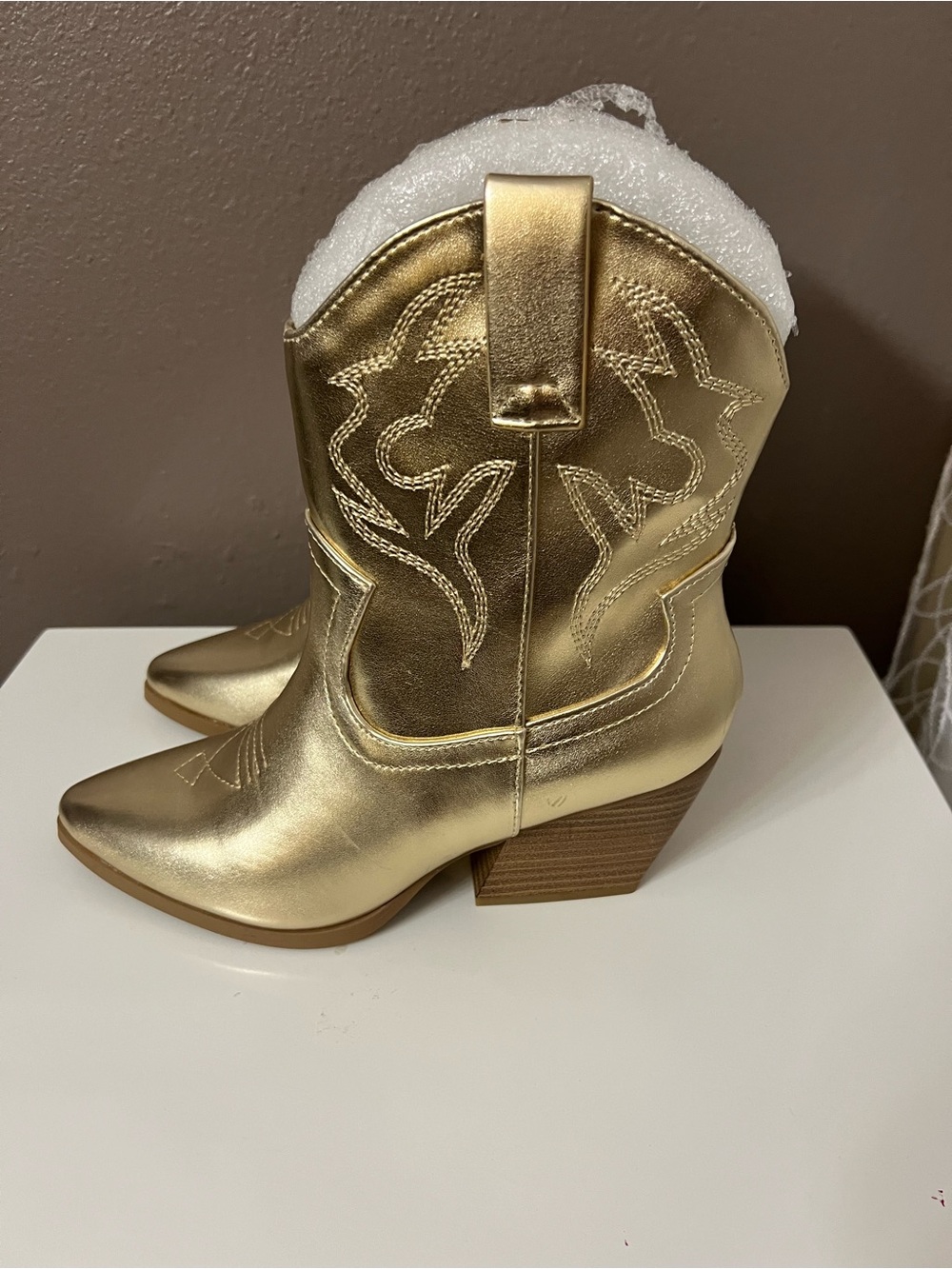 Soda Gold Metallic Western-Inspired Ankle Booties Brand New
